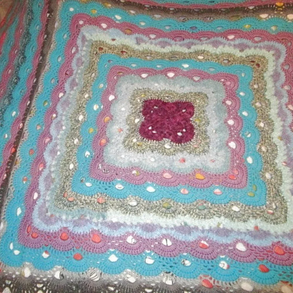 Vtg Crochet Knit Afghan 71